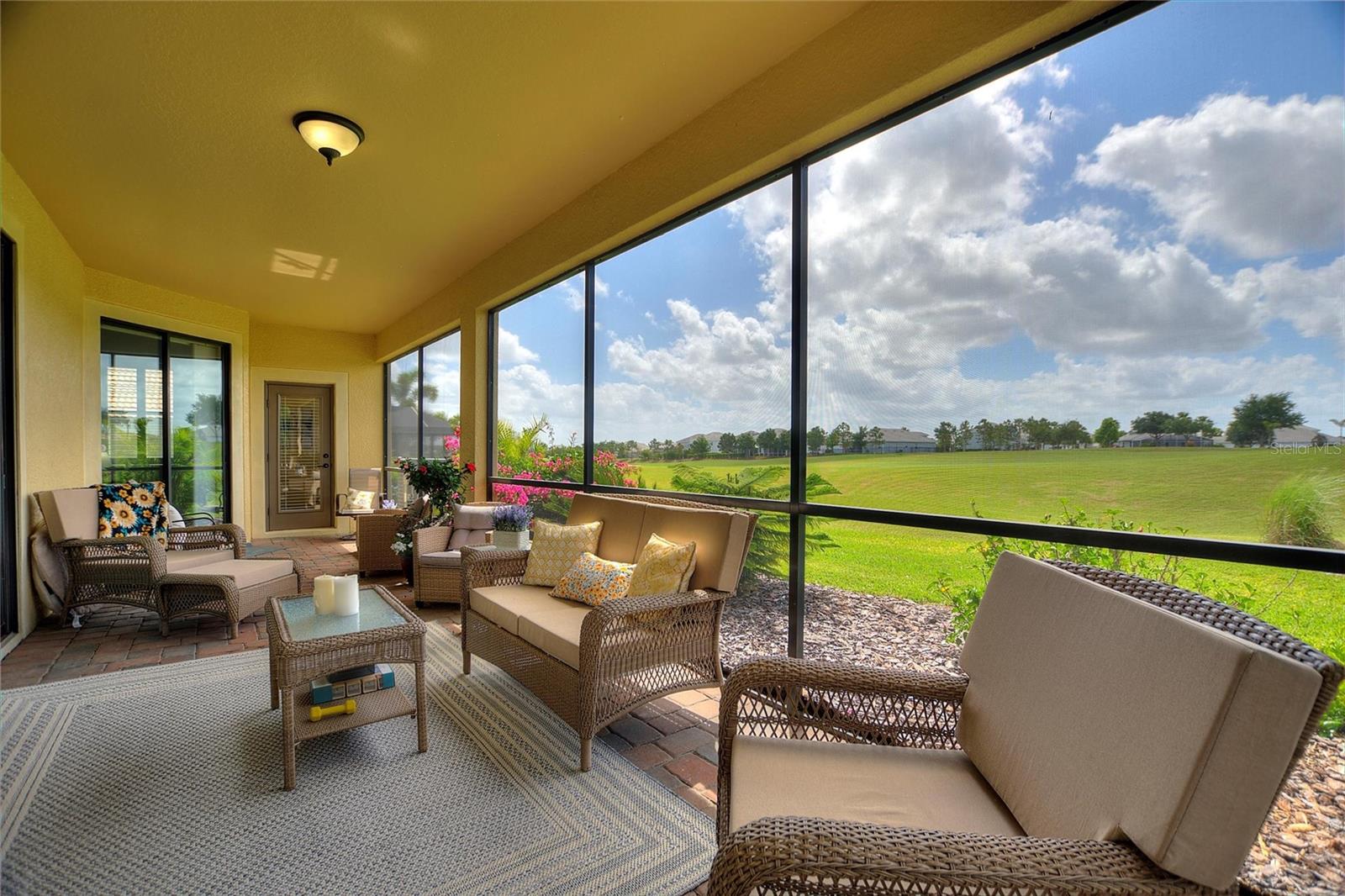 Image 28 of 64 For 8924 Dove Valley Way