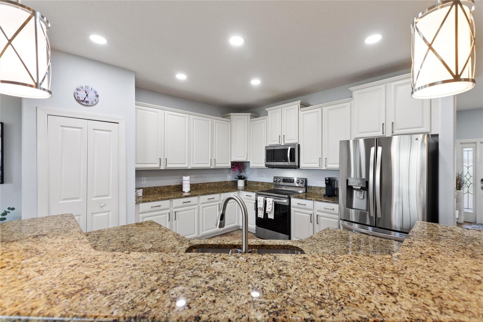 Image 8 of 64 For 8924 Dove Valley Way