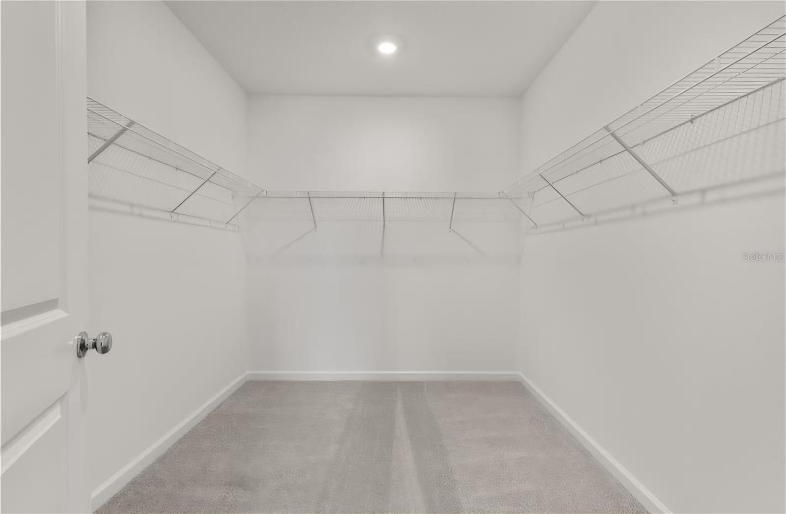 Image 16 of 19 For 2865 Pierr Street