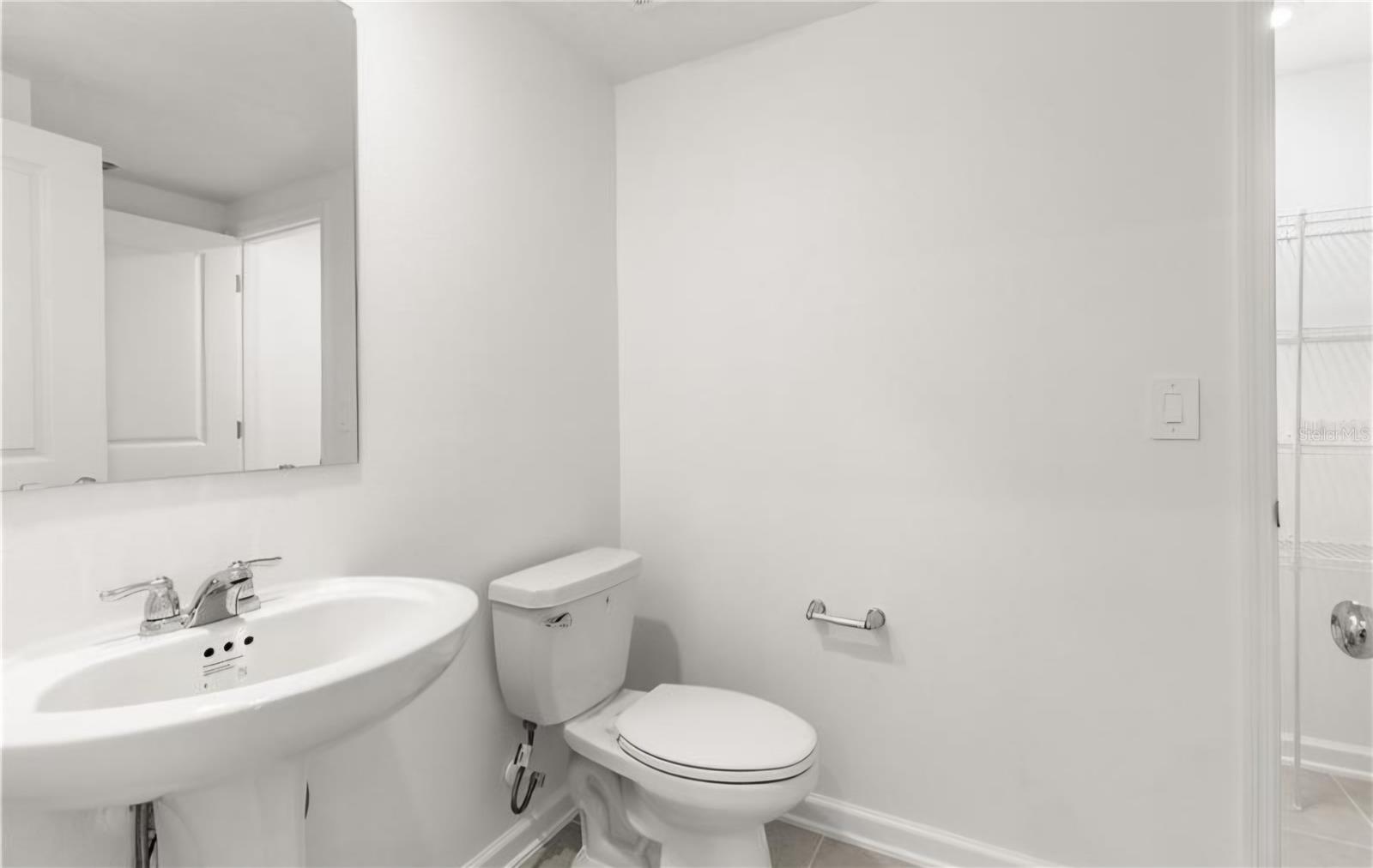 Image 19 of 19 For 2865 Pierr Street