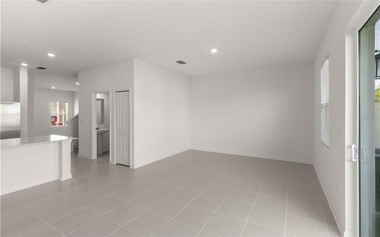 Image 7 of 19 For 2865 Pierr Street