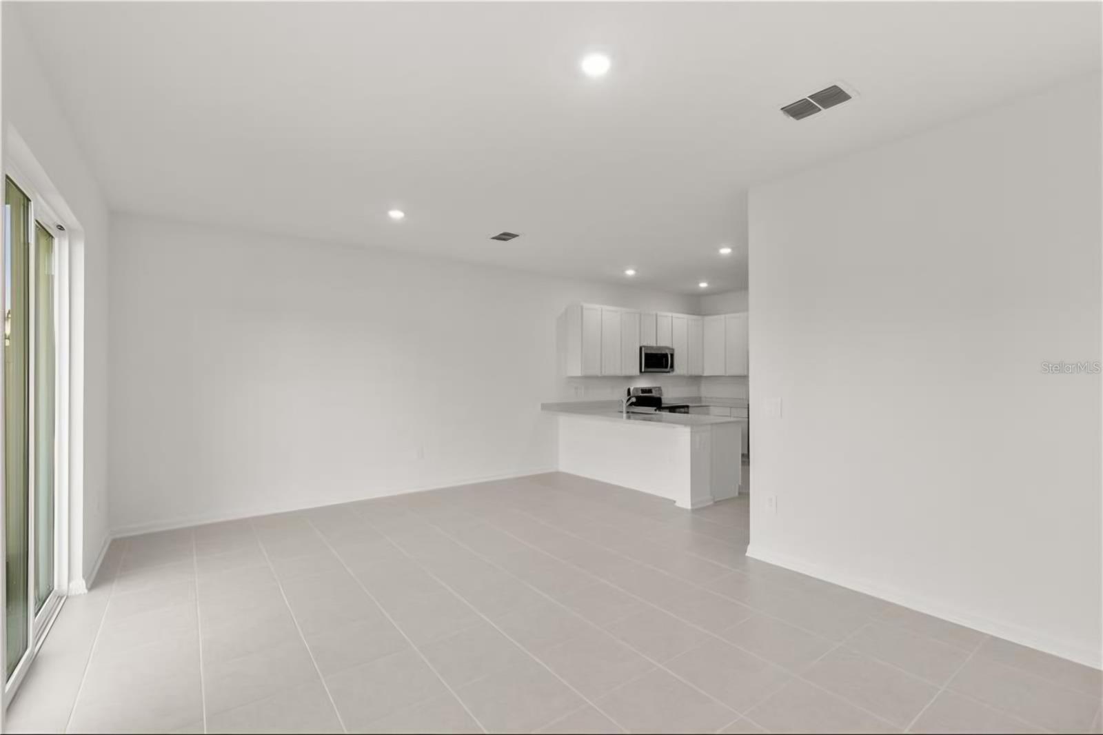 Image 9 of 19 For 2865 Pierr Street