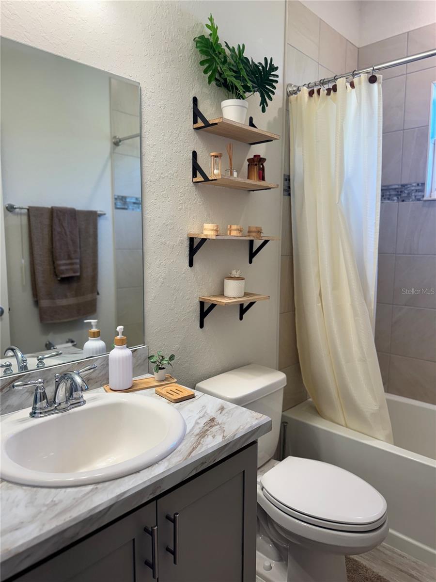 Image 23 of 28 For 4949 114th Street Road