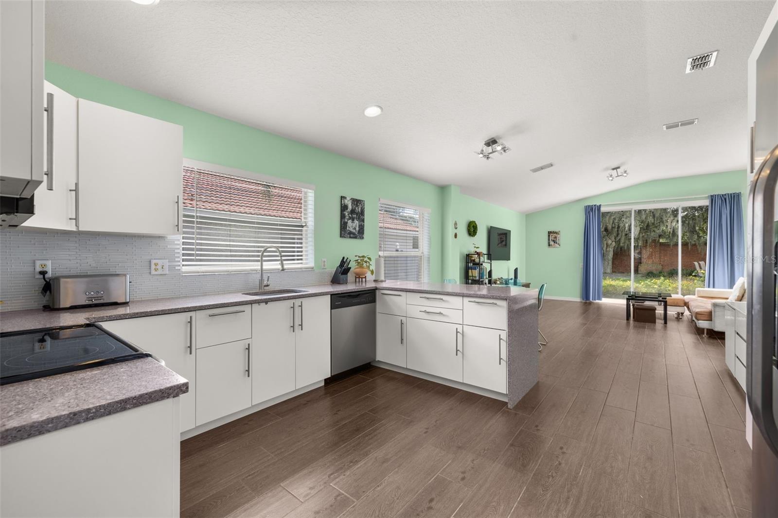 Image 17 of 63 For 11438 Arborside Bend Way