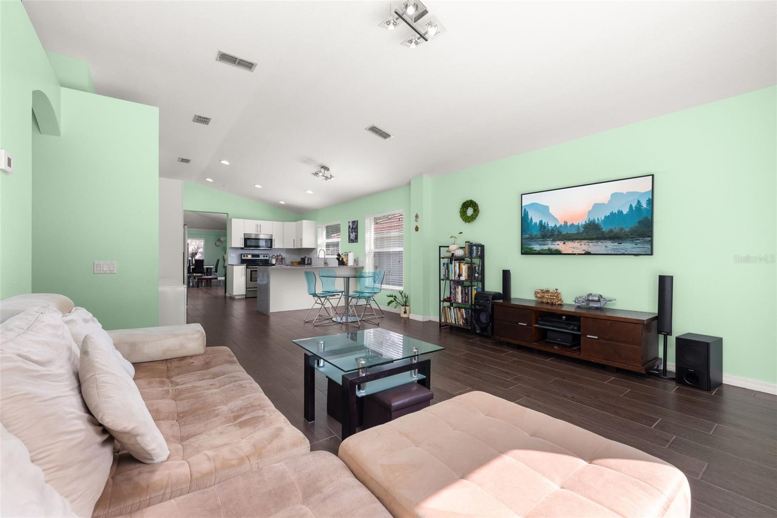 Image 25 of 63 For 11438 Arborside Bend Way