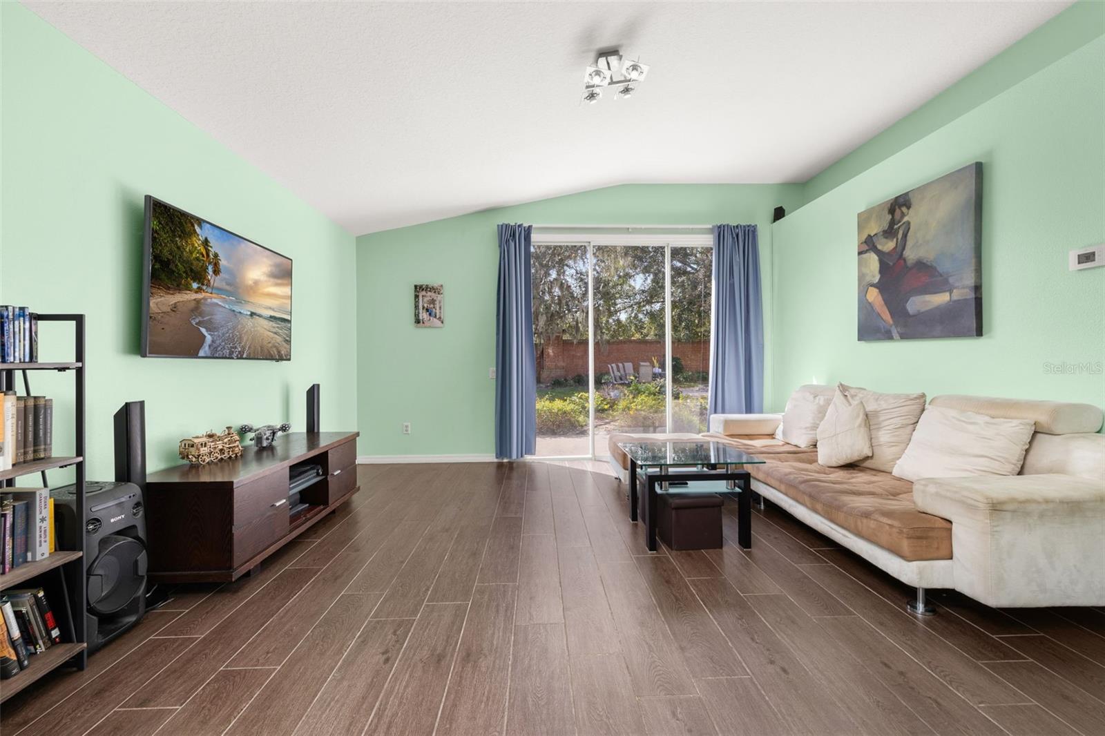 Image 27 of 63 For 11438 Arborside Bend Way