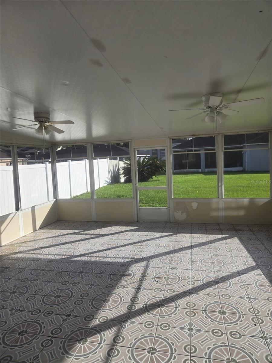 Image 17 of 20 For 2500 Jasmine Trace Drive