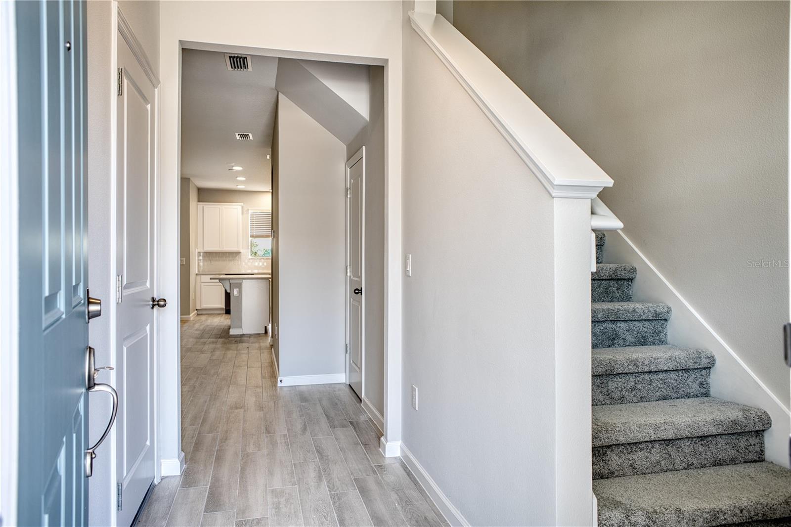 Image 3 of 36 For 14824 Outfitter Street