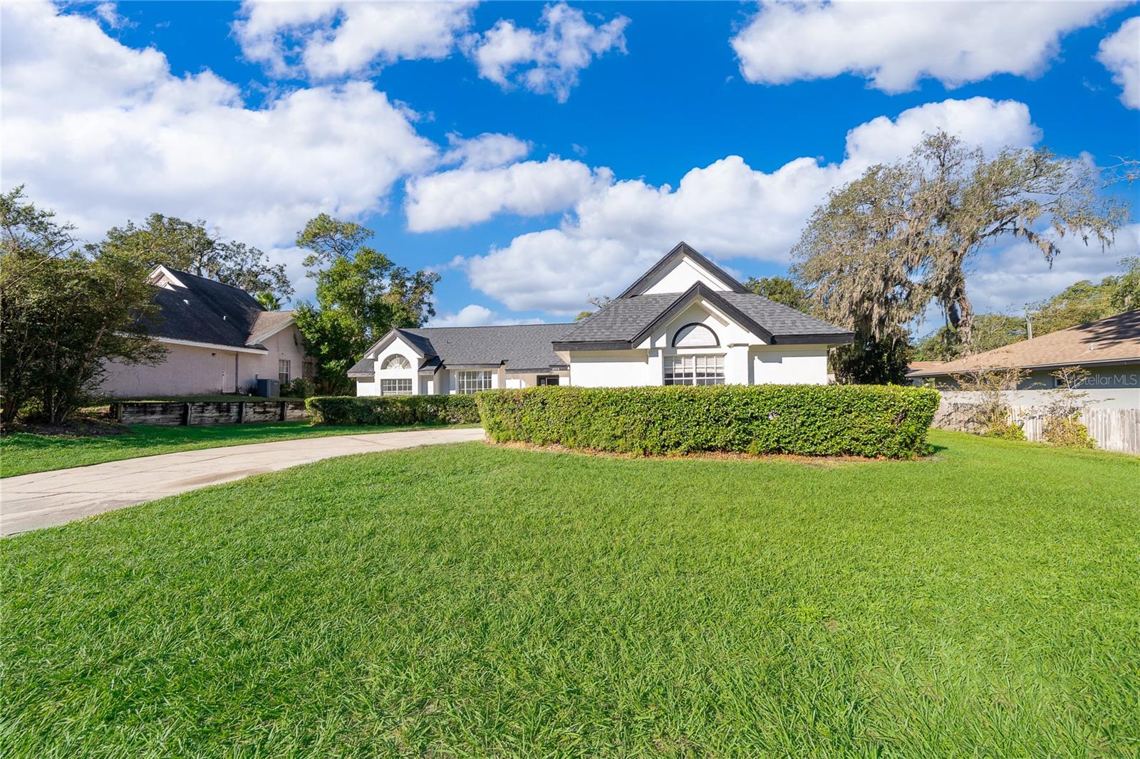 Image 2 of 41 For 1250 Glenmore Drive