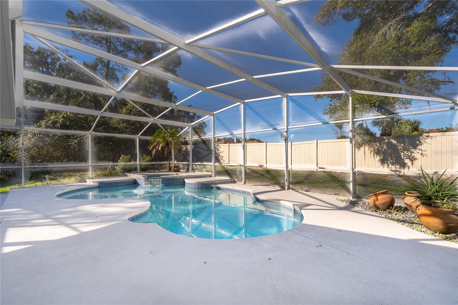 Image 37 of 41 For 1250 Glenmore Drive