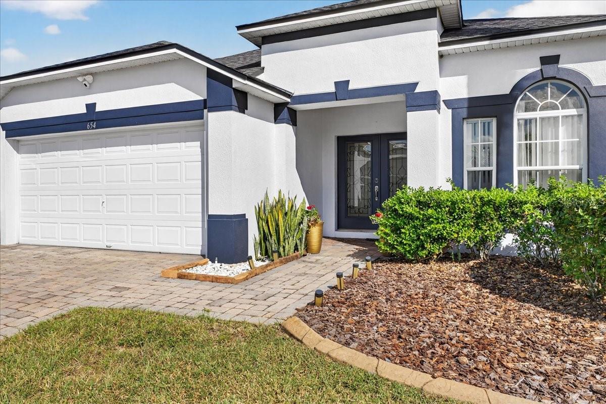 Image 12 of 46 For 654 Kildrummy Drive