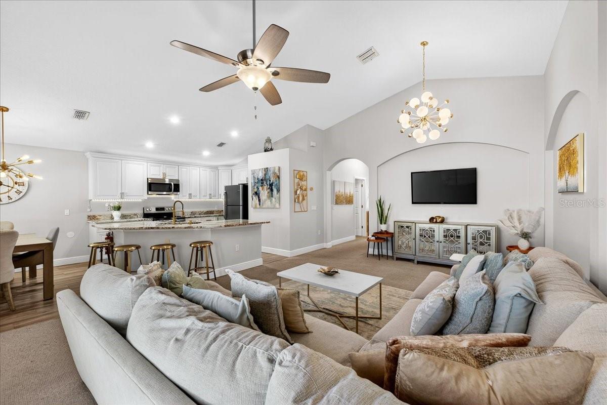 Image 15 of 46 For 654 Kildrummy Drive