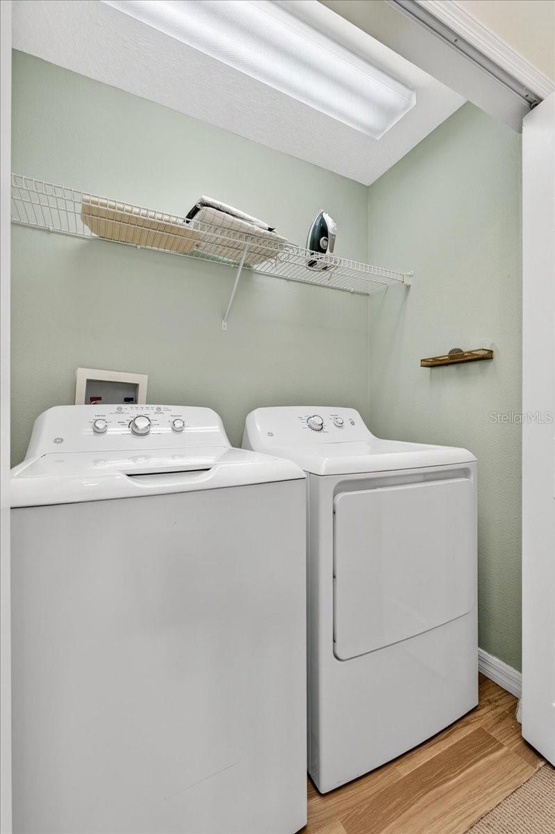 Image 38 of 46 For 654 Kildrummy Drive