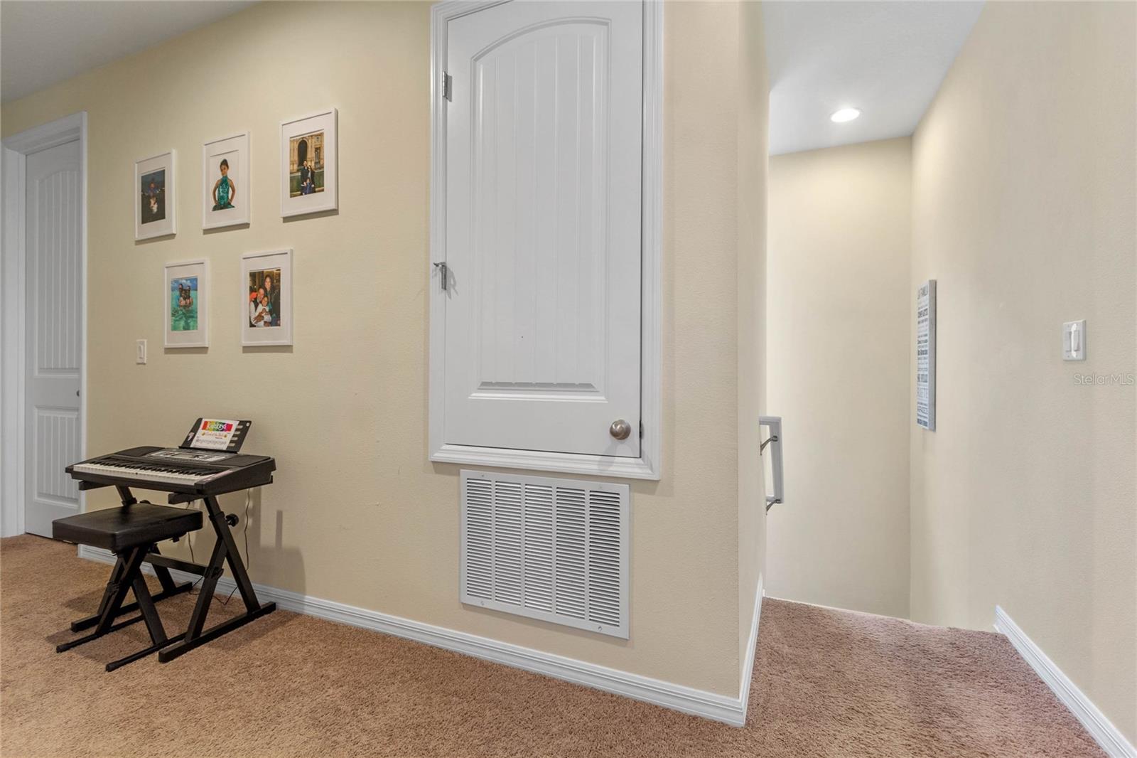 Image 10 of 15 For 15184 Avenue Of The Arbors