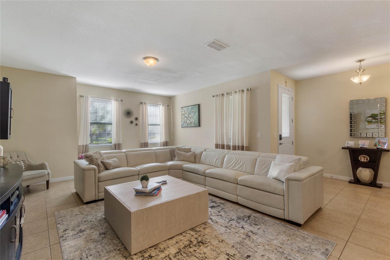 Image 3 of 15 For 15184 Avenue Of The Arbors