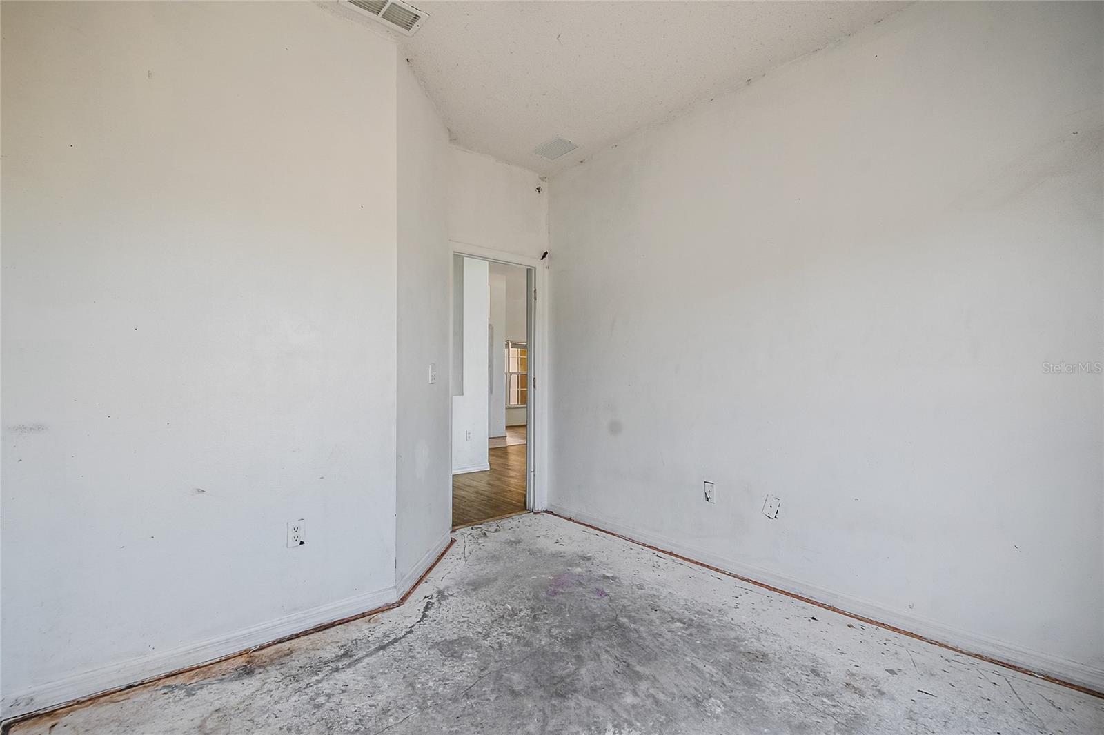 Image 12 of 54 For 161 Cimarron Lane