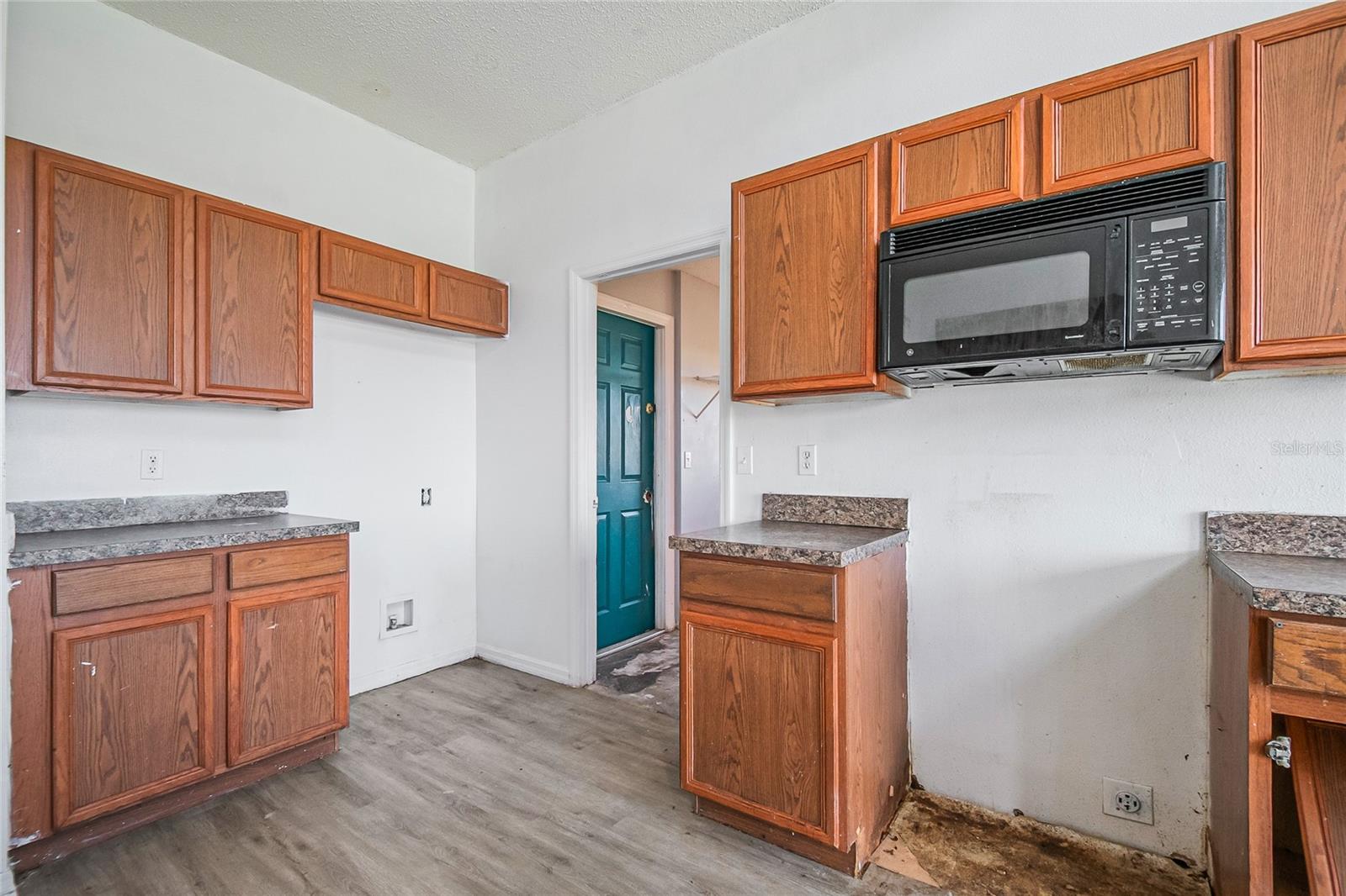 Image 20 of 54 For 161 Cimarron Lane