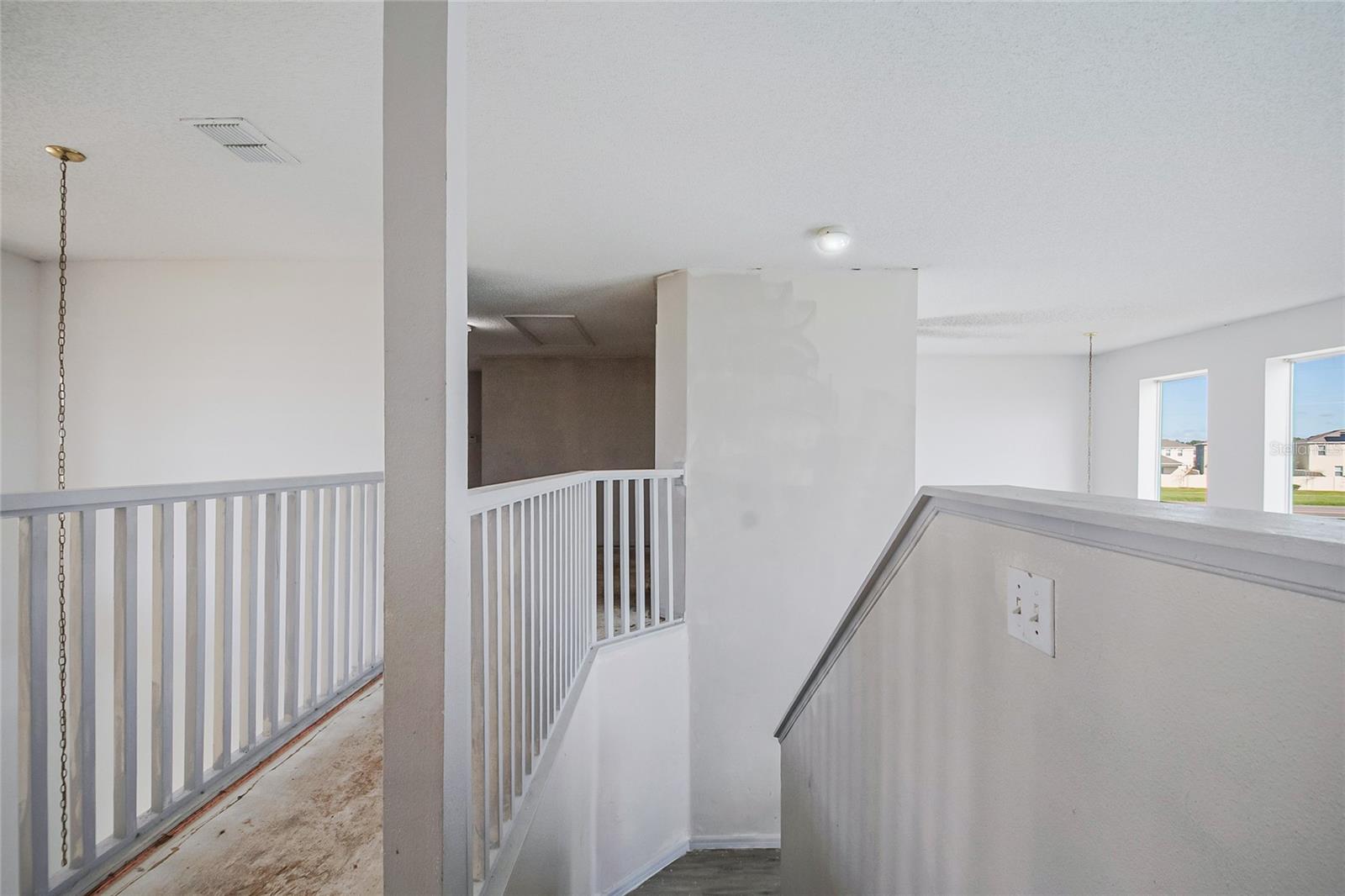 Image 28 of 54 For 161 Cimarron Lane