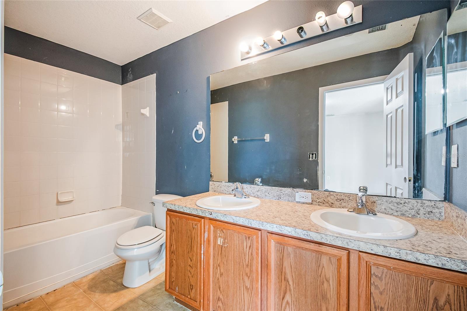 Image 38 of 54 For 161 Cimarron Lane