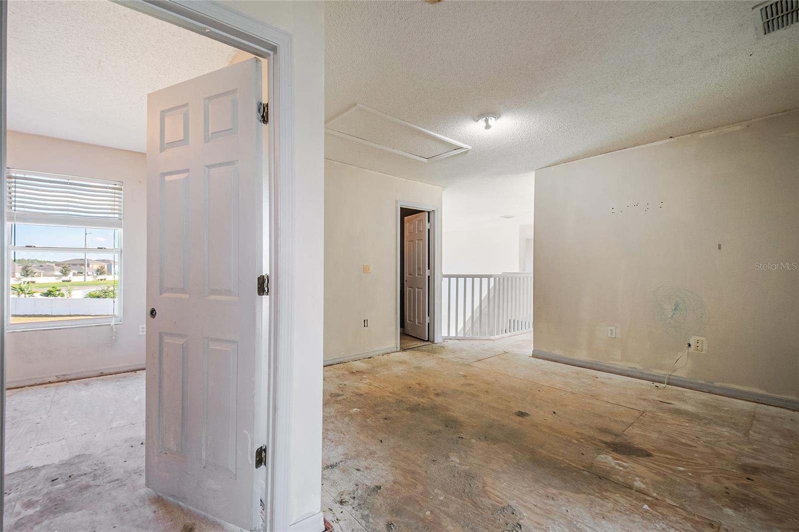 Image 41 of 54 For 161 Cimarron Lane