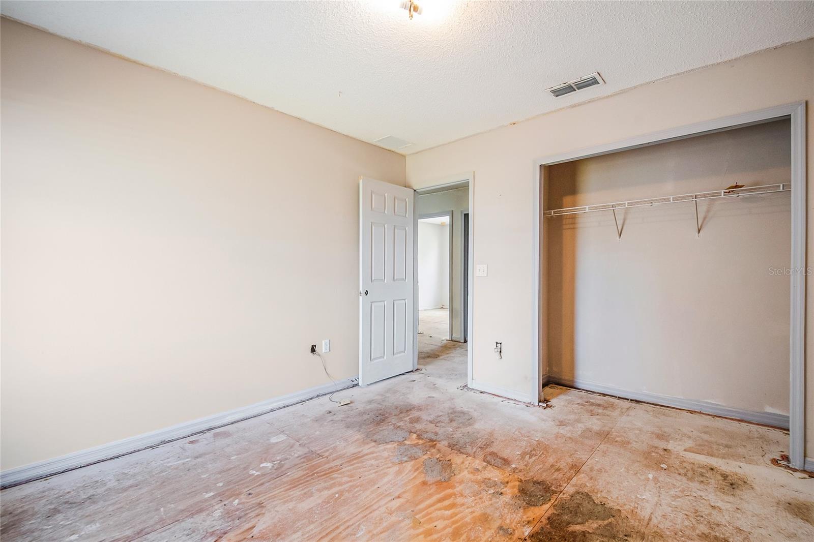 Image 43 of 54 For 161 Cimarron Lane