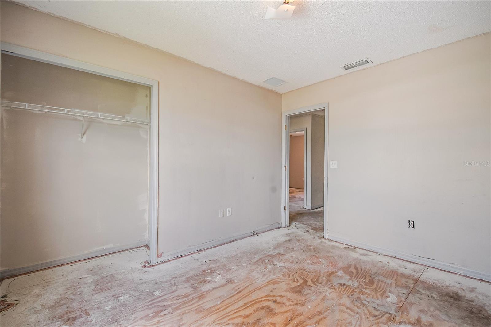 Image 46 of 54 For 161 Cimarron Lane