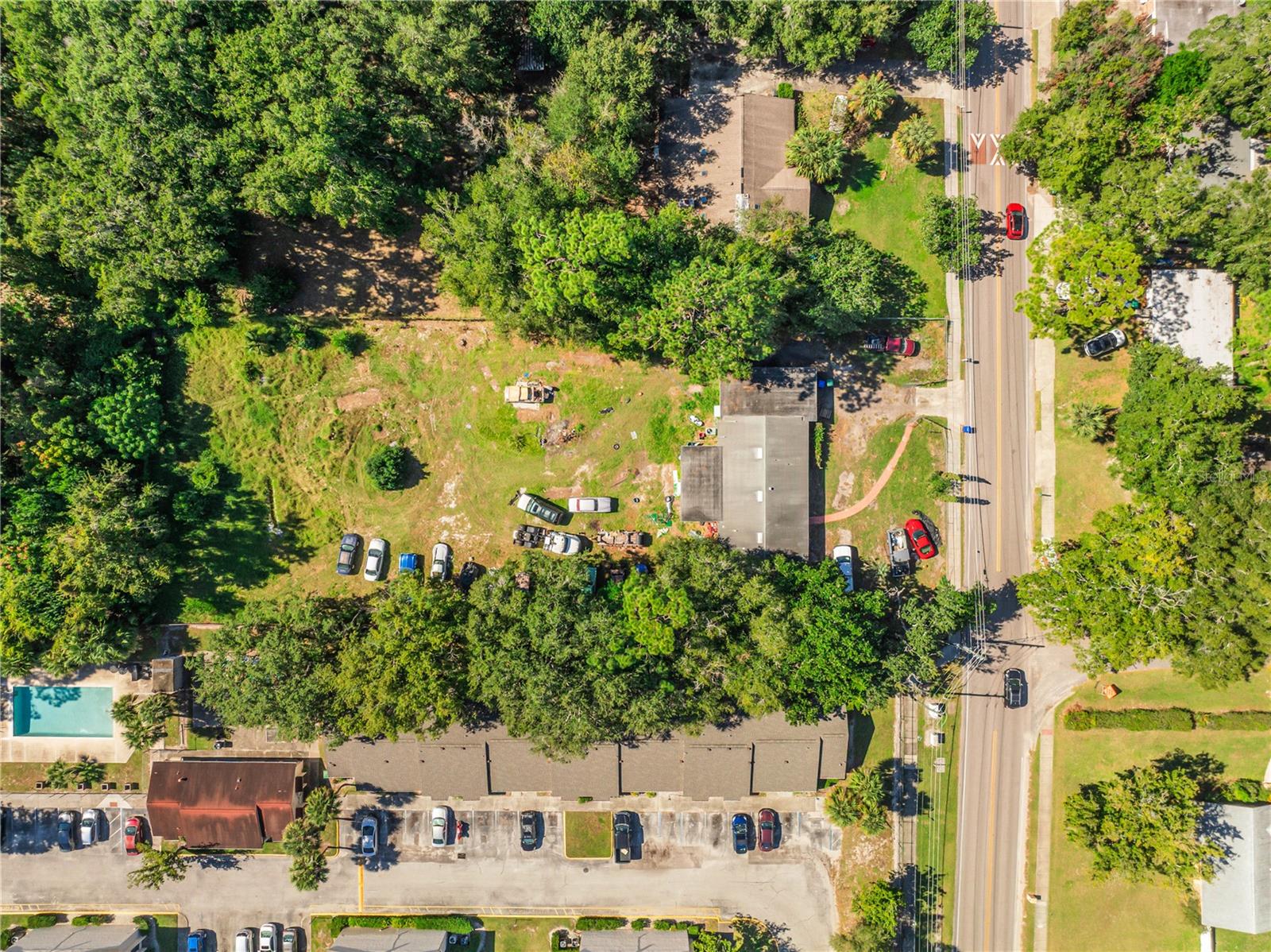 Image 27 of 30 For 2600 Pembrook Drive