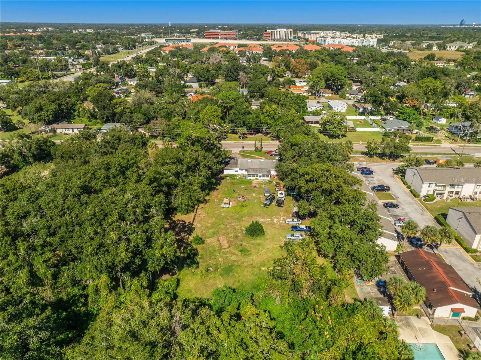 Image 28 of 30 For 2600 Pembrook Drive