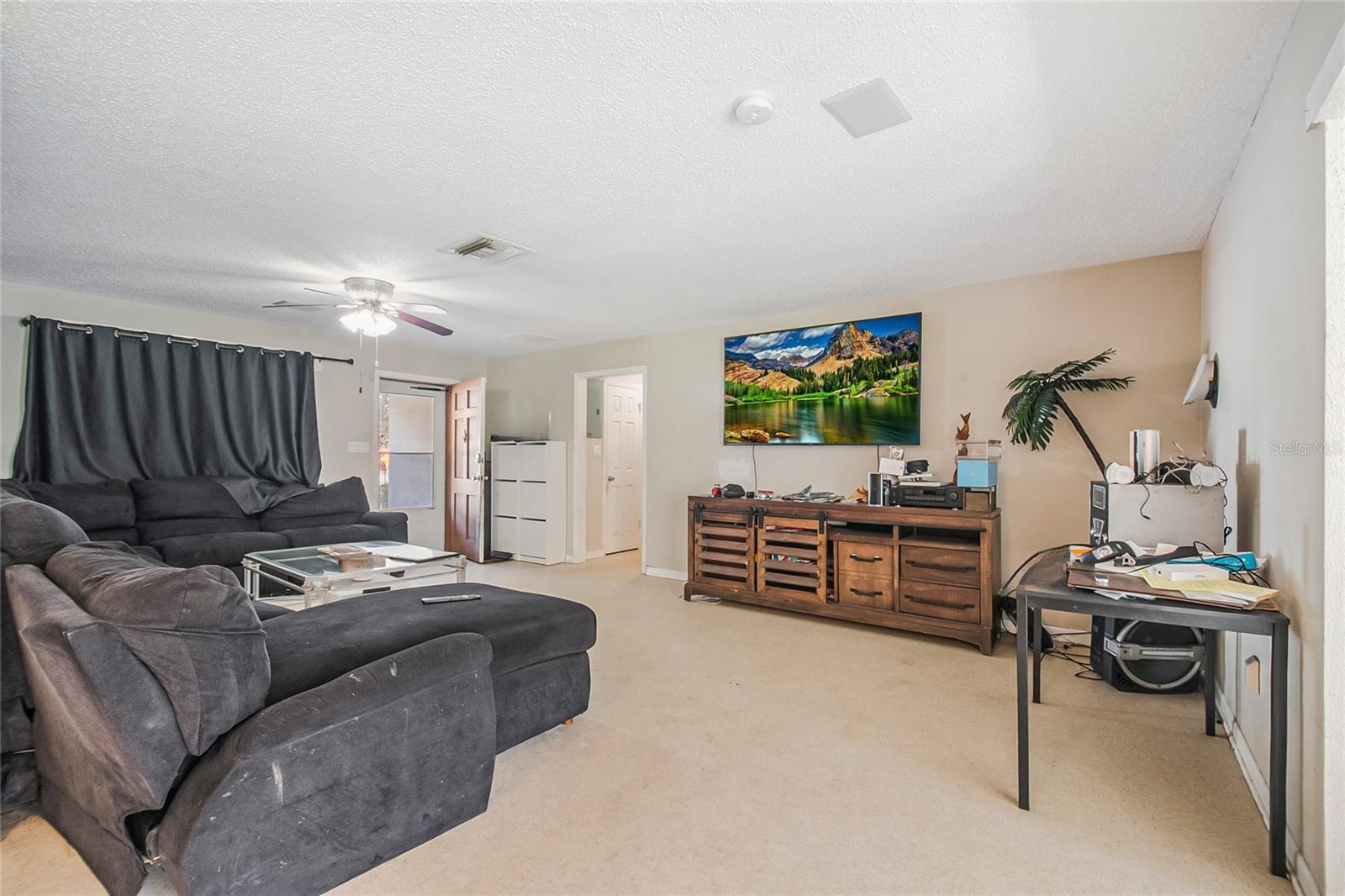 Image 9 of 30 For 2600 Pembrook Drive