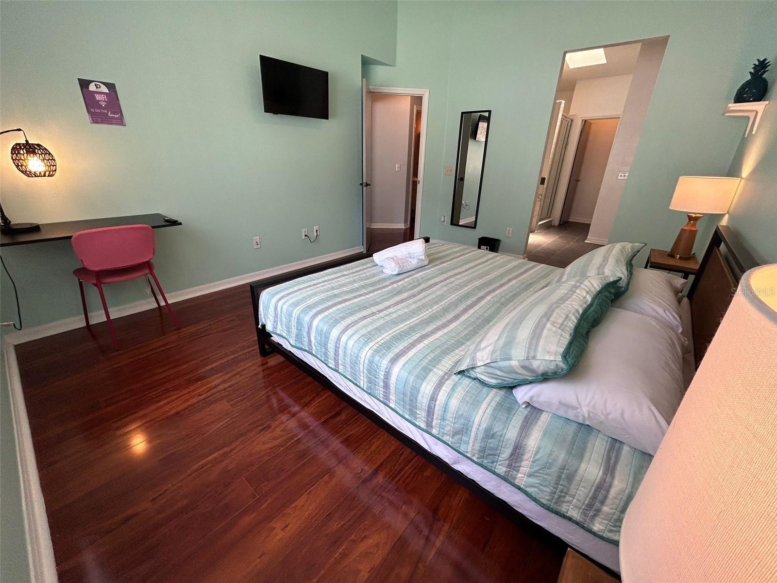 Image 13 of 30 For 150 Coco Plum Drive A