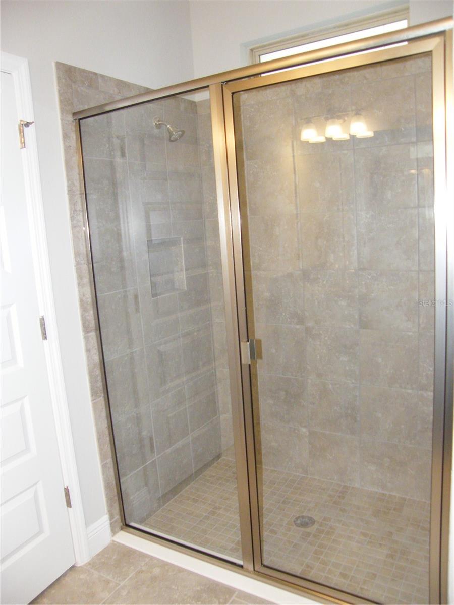 Image 16 of 50 For 9555 Waterway Passage Drive