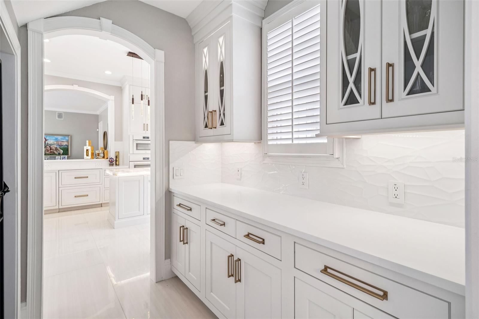 Listing photo id 15 for 502 Golfpark Drive