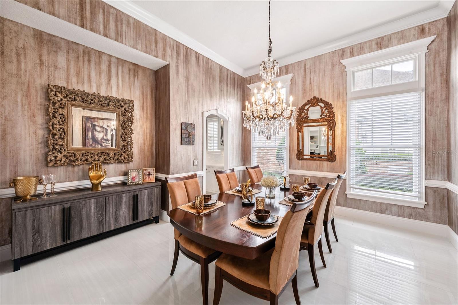 Listing photo id 16 for 502 Golfpark Drive