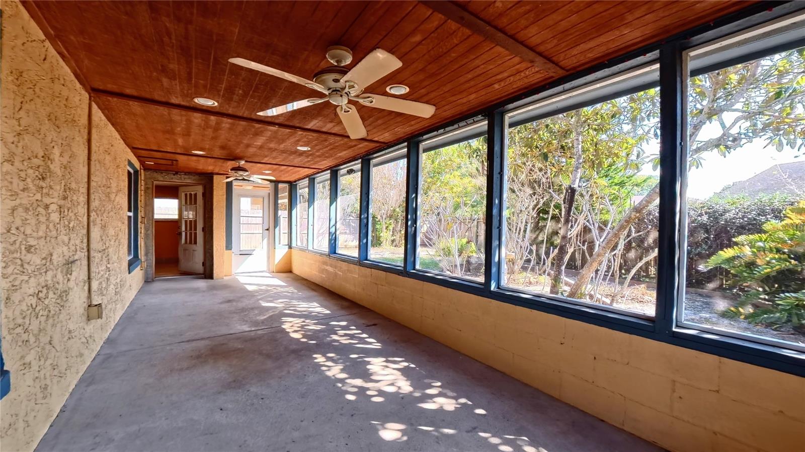 Image 15 of 18 For 1462 La Paloma Circle