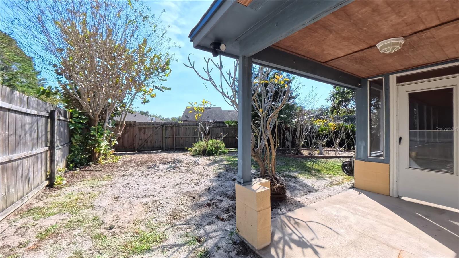 Image 16 of 18 For 1462 La Paloma Circle