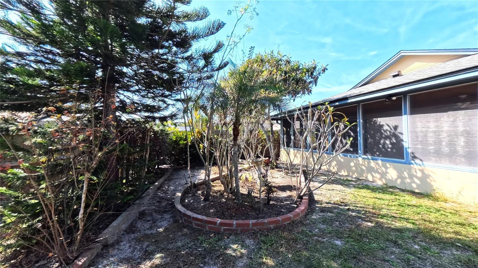 Image 17 of 18 For 1462 La Paloma Circle