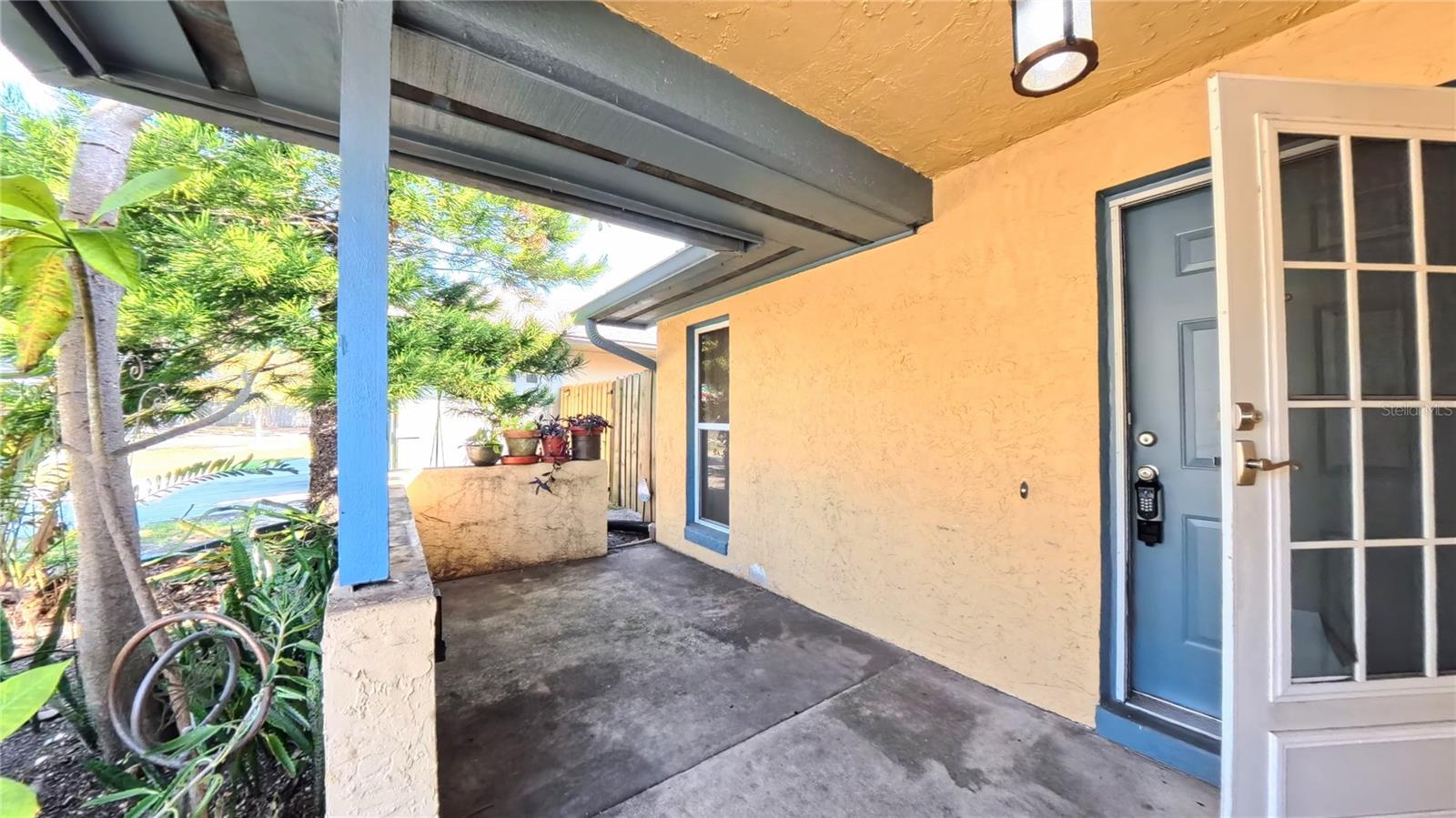 Image 2 of 18 For 1462 La Paloma Circle