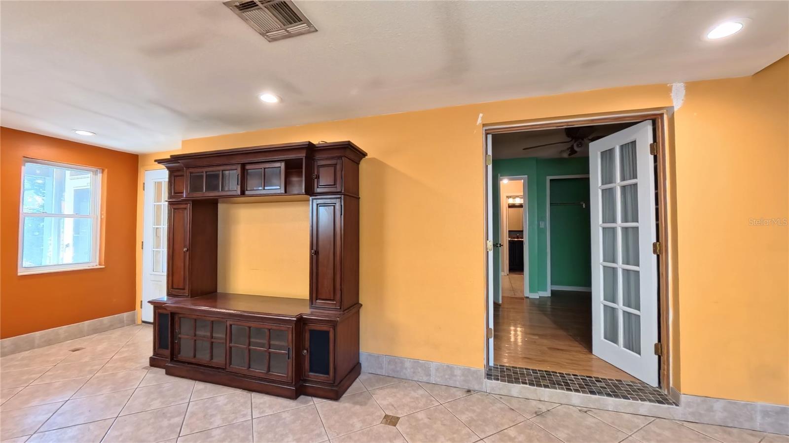 Image 6 of 18 For 1462 La Paloma Circle