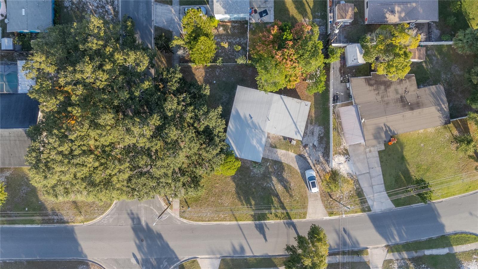 Image 25 of 27 For 409 Alder Avenue