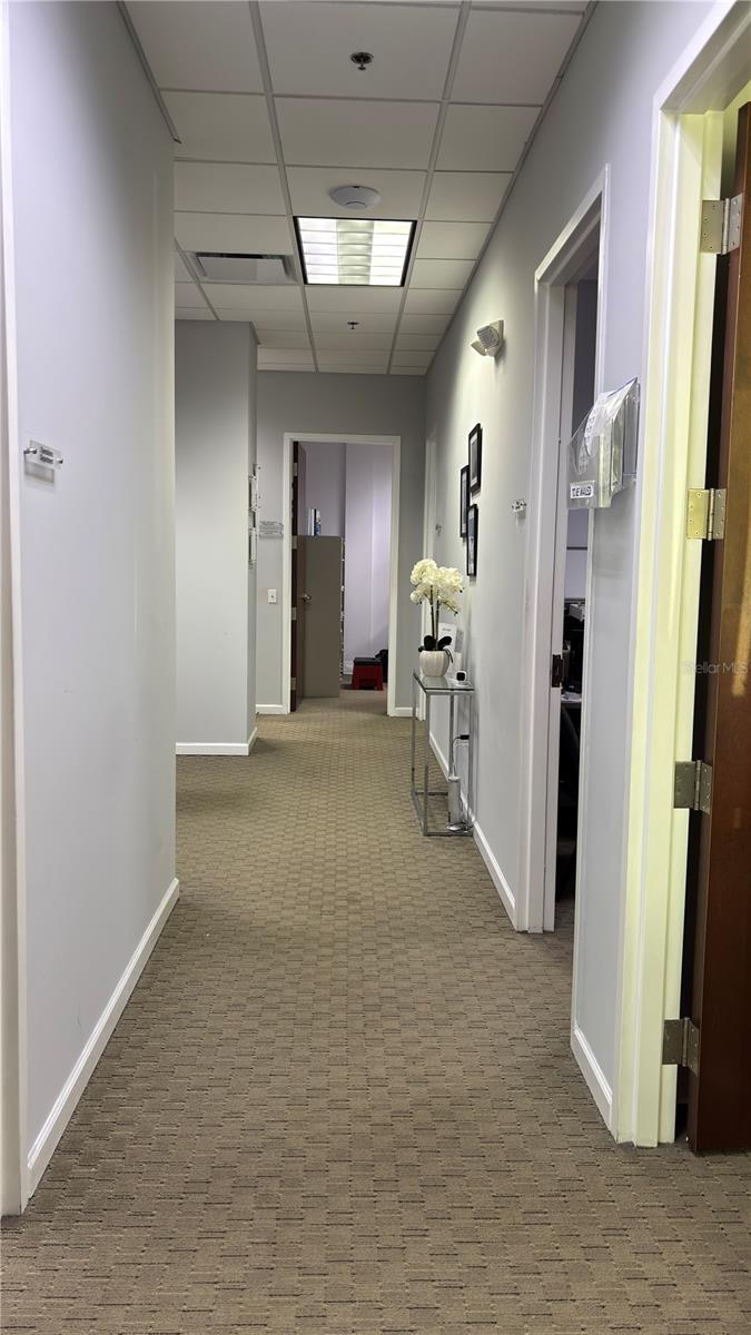 Image 4 of 4 For 10967 Lake Underhill Road 112