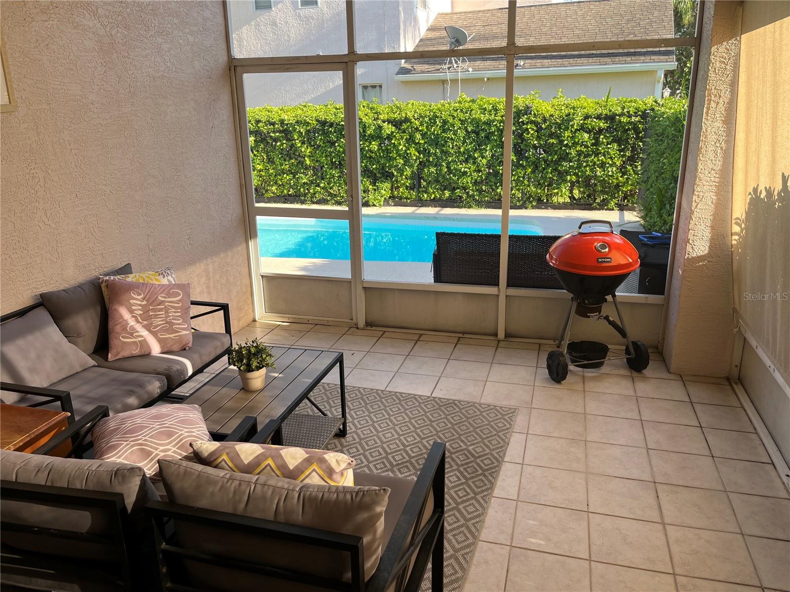 Listing photo id 9 for 2701 Crane Trace Circle