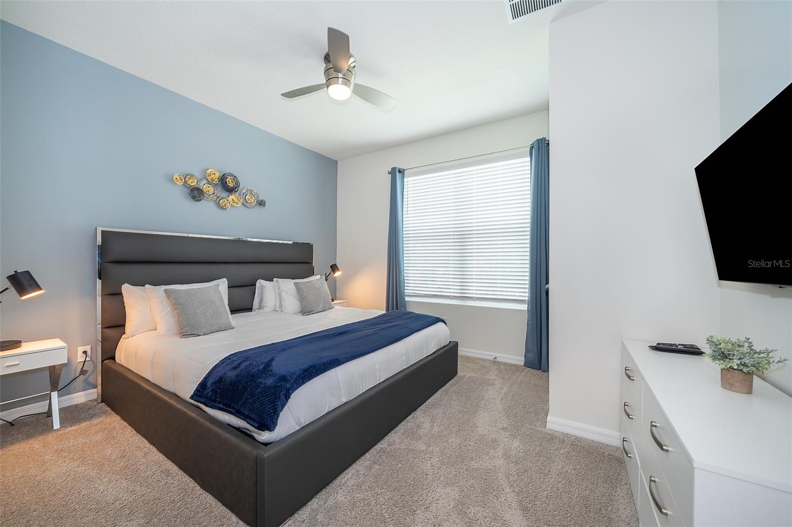 Image 10 of 23 For 1812 Tropical Palms Circle