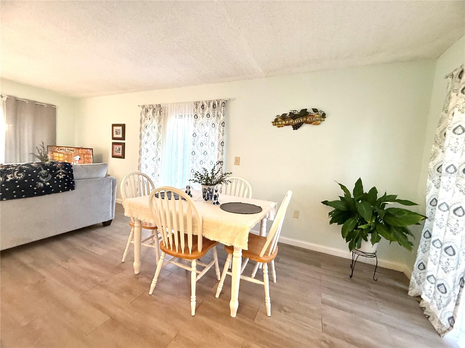 Image 15 of 42 For 227 La Casa  227