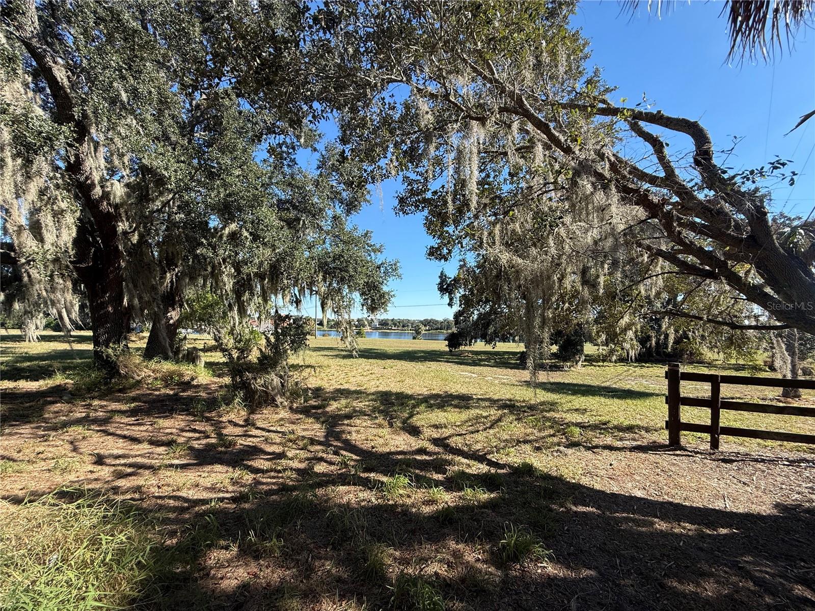 Image 40 of 42 For 227 La Casa  227