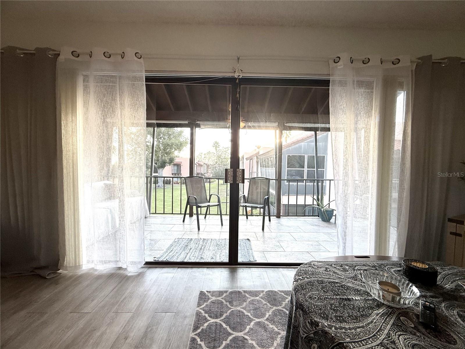 Image 7 of 42 For 227 La Casa  227