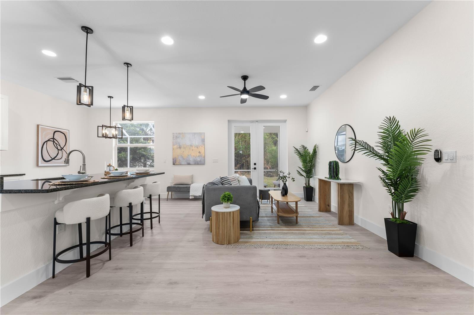 Image 10 of 47 For 2503 Dumont Lane