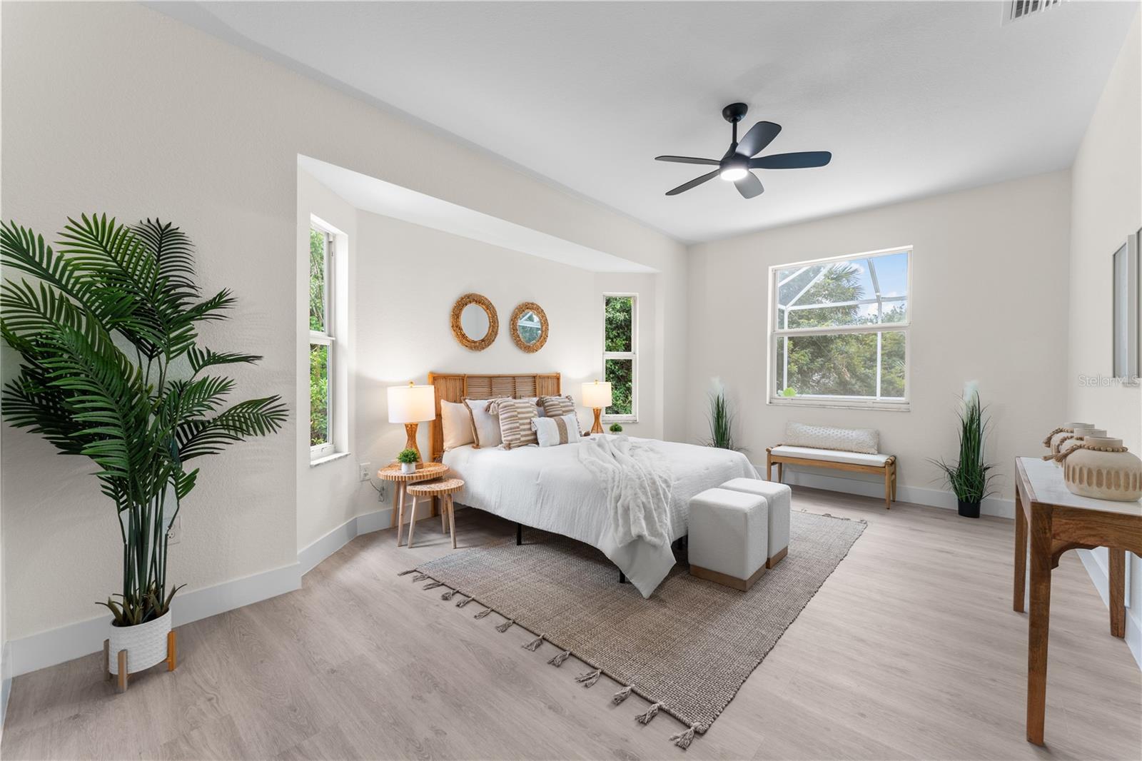 Image 19 of 47 For 2503 Dumont Lane