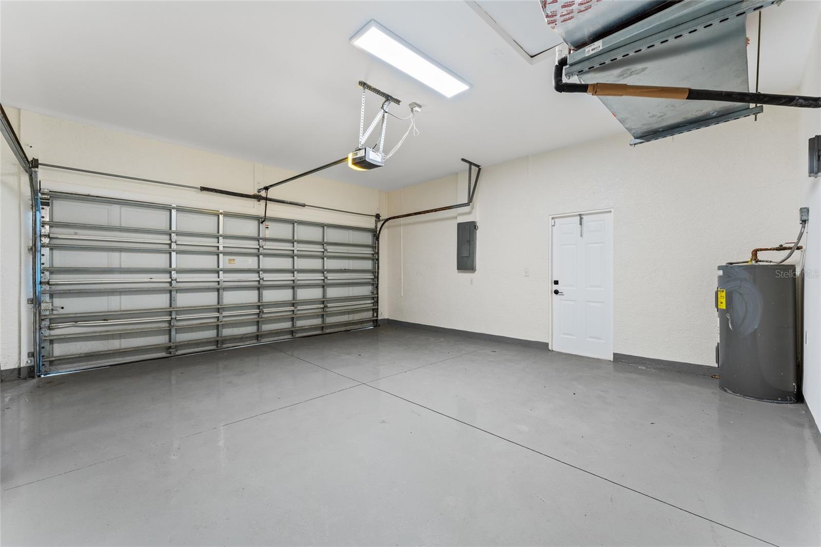 Image 42 of 47 For 2503 Dumont Lane