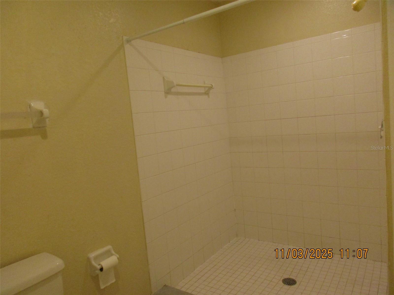 Image 16 of 36 For 2325 Prime Circle A