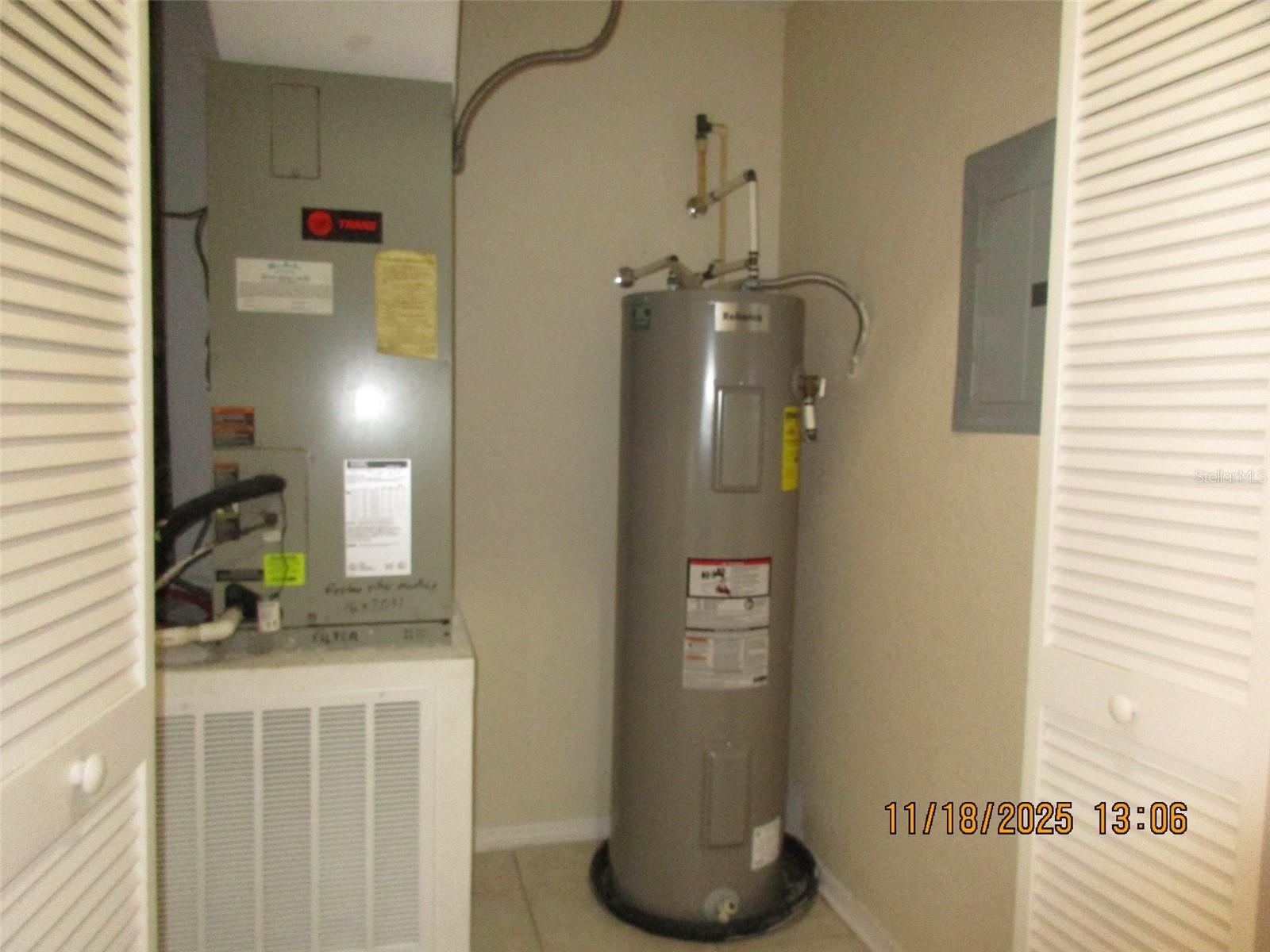 Image 26 of 36 For 2325 Prime Circle A